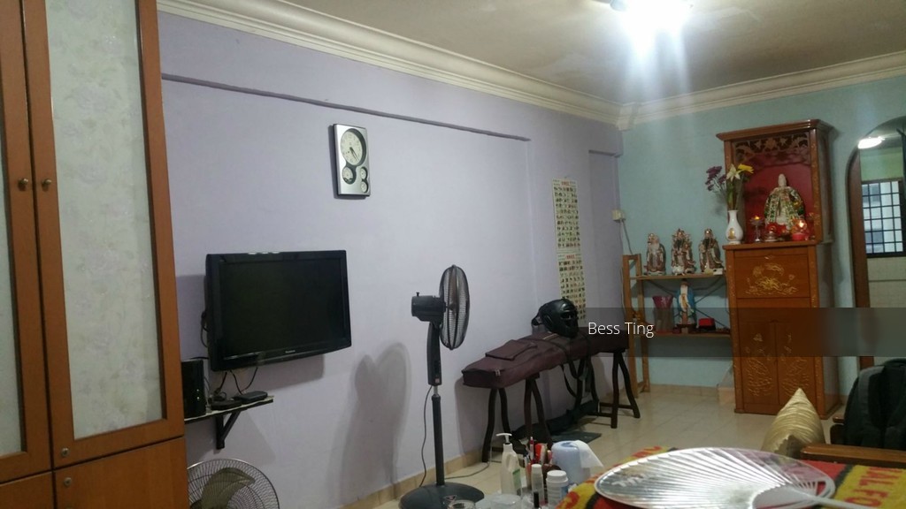 Blk 328 Hougang Avenue 5 (Hougang), HDB 3 Rooms #109635292